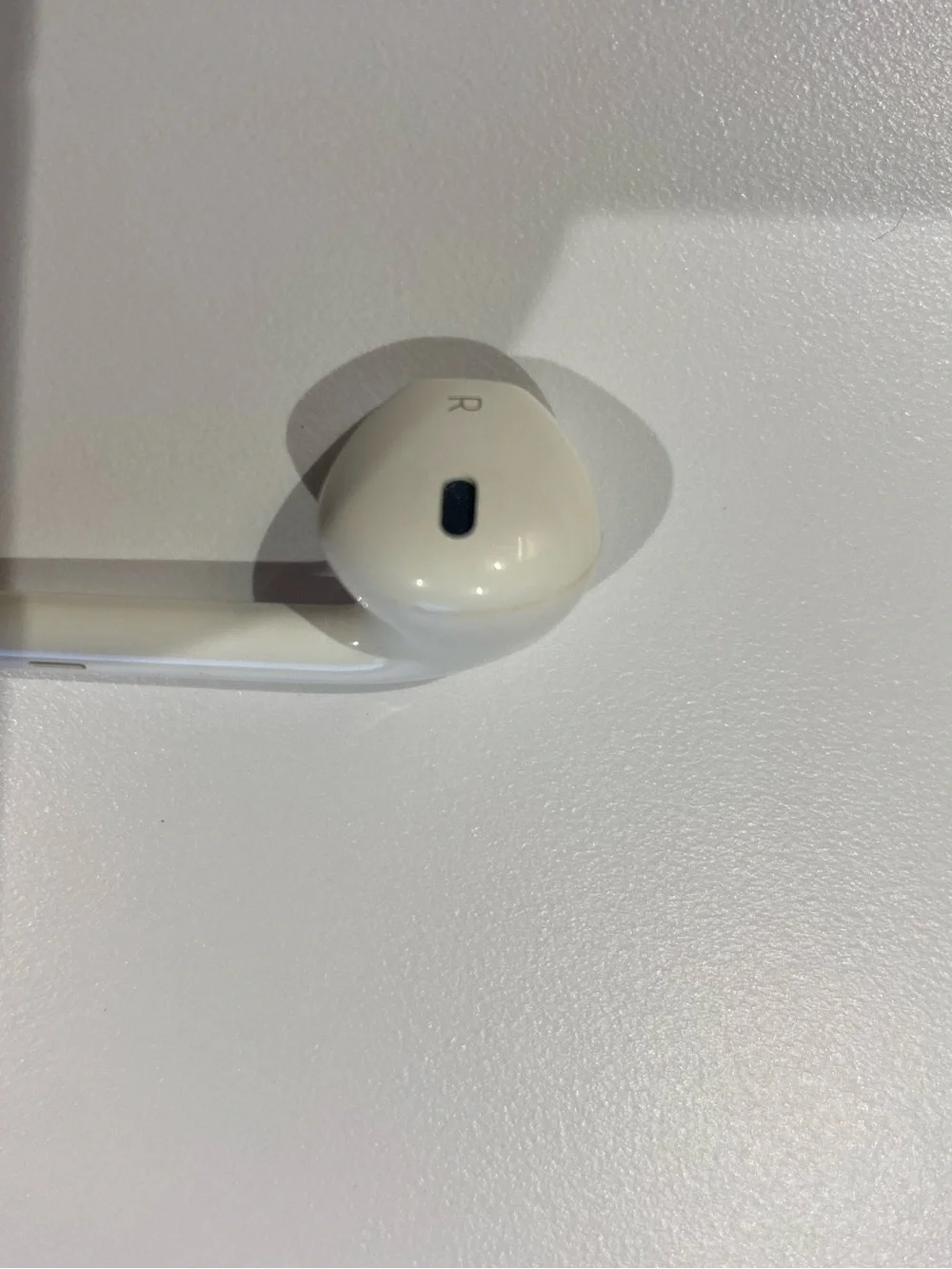 Apple EarPods 3.5mm Jack - NEW Never Worn - Genuine Apple Wired Earbuds
